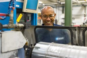 Cylindrical- and surface grinding & superfinishing 6 Cylindrical- and surface grinding & superfinishing 6