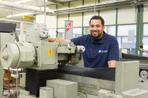 Cylindrical- and surface grinding & superfinishing 3 Cylindrical- and surface grinding & superfinishing 3